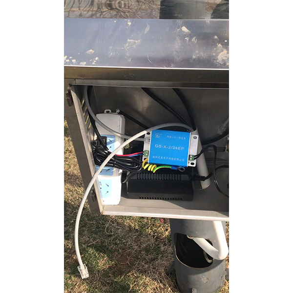 三合一攝像頭浪涌保護(hù) 器