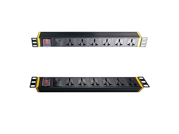 如何選購(gòu)PDU防雷插座【光束防雷】